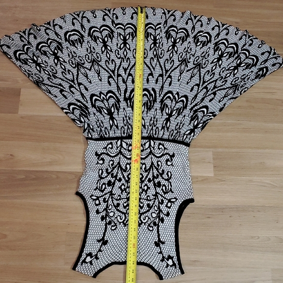 Cynthia Rowley Black and White Mini Dress - Picture 7 of 14